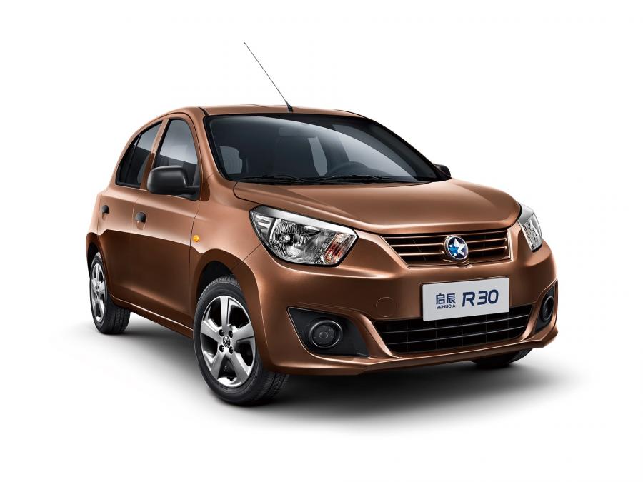 Venucia R30 2014 года  (фото 3 из 3)